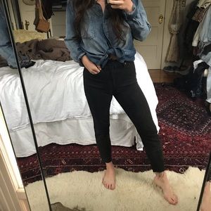 LEVIS WEDGIE JEAN IN WASHED BLACK